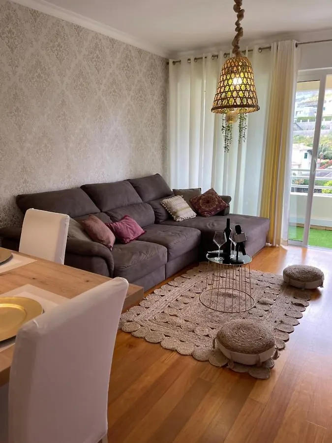 Ajuda Paradise Apartment With Pool And Private Parking フンシャル